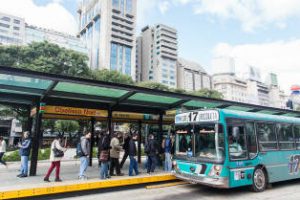Suman policías a los corredores del Metrobús