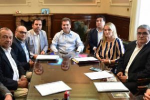 Municipios: Firman convenio para unificar las policías Comunal – Local