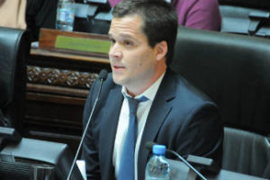 Sancionarán a empresas de servicios que no cierren  pozos