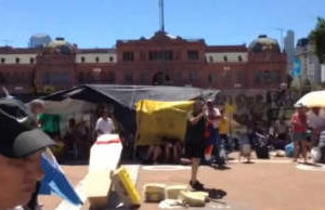 Castells:»Le avisamos a Larroque que estamos armados»