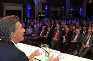 Macri,“llevará dos a tres años” terminar con la inflación