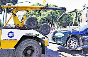 Las grúas porteñas, un negocio oscuro