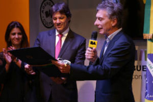 La Ciudad agasajó al alcalde de San Pablo