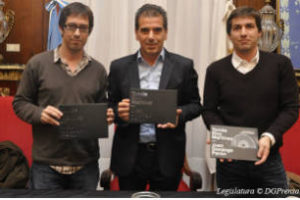 Presentaron libro sobre entrevista de Eloy Martínez a Perón