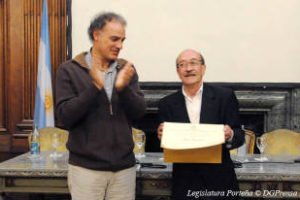 Julio Lacarra, Personalidad Destacada de la cultura