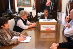 Ritondo recibió 100 mil firmas en apoyo al fiscal Campagnoli