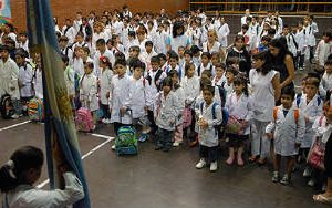 Tras las vacaciones los alumnos regresan a clase