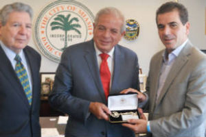 Ritondo en Miami y proclamó a Macri  Presidente