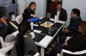 Vidal: Visitó a familias del programa “Primera Casa BA”