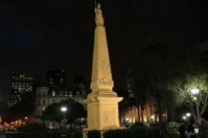 La Ciudad izó la Bandera del Vaticano