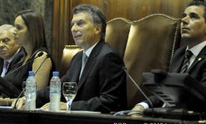 Nuevo período legislativo y no faltaron las perlitas