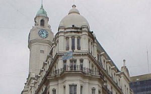 Garay, un antepasado del Che y el Palacio Legislativo