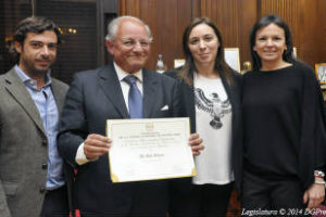 El médico pediatra Abel Albino es Personalidad Destacada