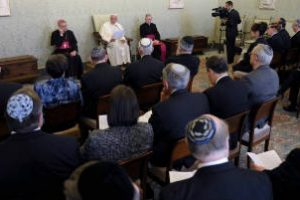 El Papa Francisco, ante líderes judíos