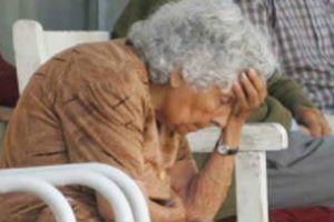 Combatir la violencia y defender a nuestros abuelos