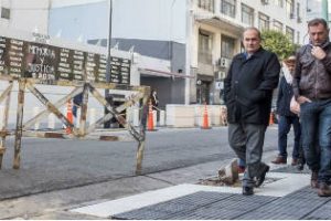 AMIA: Renovación integral de las veredas de la calle Pasteur