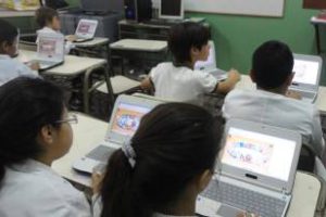 Escuelas públicas: Entregaran notebooks