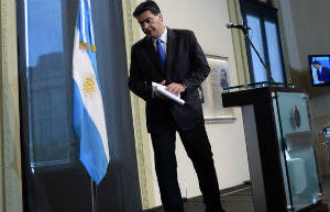 Capitanich, el calor causó los cortes de luz