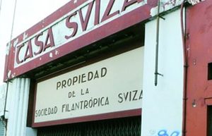 Impiden demoler Casa Suiza