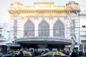 Parque Patricios: Posible demolición del histórico Cine Teatro Urquiza