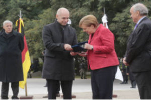 Llave de la Ciudad: Recibió canciller Merkel