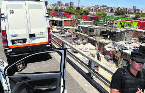 Custodian la autopista Illia para evitar nuevos piquetes