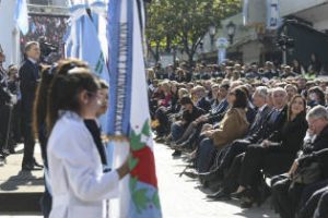 Vidal junto a  Macri en los actos por el Bicentenario