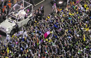 La locura por Francisco no se detiene