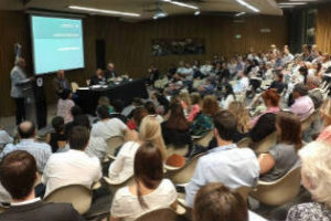 PAMI: Jornada sobre salud para adultos mayores