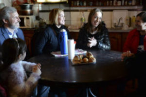 Vidal-Frigerio: Presentaron el programa "Mejor Hogar"