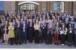 Vidal recibió a jóvenes de la Fundación Universitaria