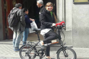 Ciudad: Regulan el uso de bicicletas eléctricas