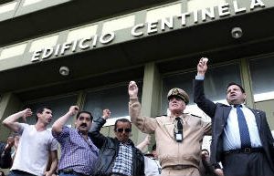 Renunció el hermano de Garré