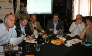 Legislatura: Grindetti presentó el Presupuesto 2014