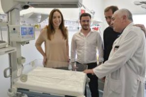 Vidal recorrió guardia del hospital, La Plata