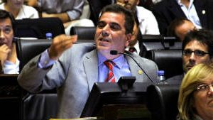 Odian a la ciudad y lo muestran todos los días