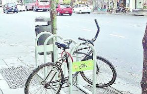 Instalan 2.300 bicicleteros en las avenidas céntricas