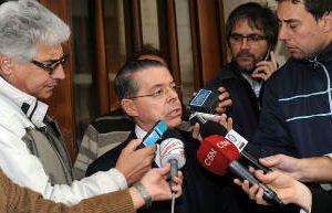 “hay gato encerrado» en el caso del artefacto explosivo