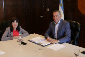 PAMI: Firmó el convenio de dispensa con COFA