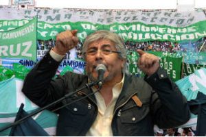 Por el paro de Moyano, crece la interna sindical