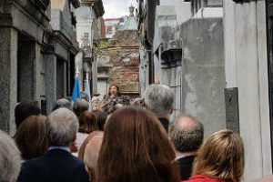 En Recoleta:Homenaje a Enrique Olivera