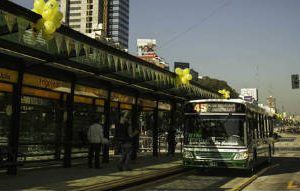 Macri lanzó el nuevo Metrobus