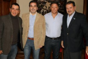 Ritondo suma dirigentes para la candidatura de Macri 2015