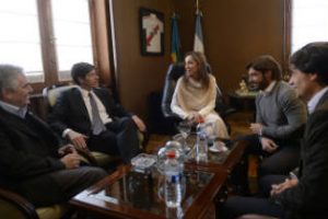 Vidal y  Salvai: Con los senadores nacionales Linares y Abal Medina