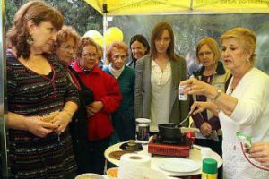 Vidal instaló unidades sanitarias en Villa Devoto