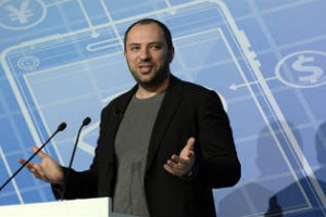 Fundador WhatsApp: Repudio por prohibición de himno