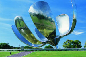 Llego el día reabre la Floralis Genérica de Recoleta
