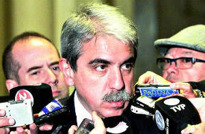 Campaña del miedo: K-Aníbal insiste ,Vidal echará a docentes