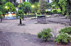 Ciudad:Los bares se instalan en los parques