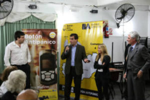 Comuna 12:Ritondo entregó botones antipánicos